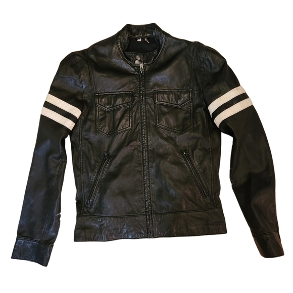 Juicy Couture Jackets & Blazers - Juicy Couture black 100% leather cover trast motto jacket size small